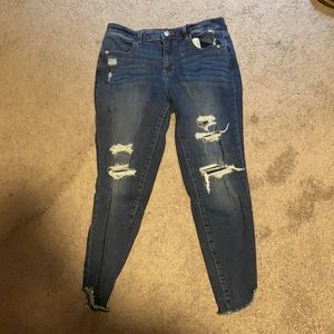 Maurices jegging destructed backed